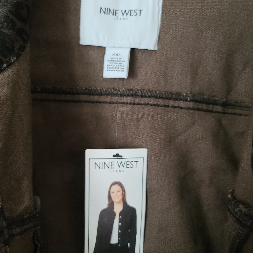 Jacket - Picture 3 of 5